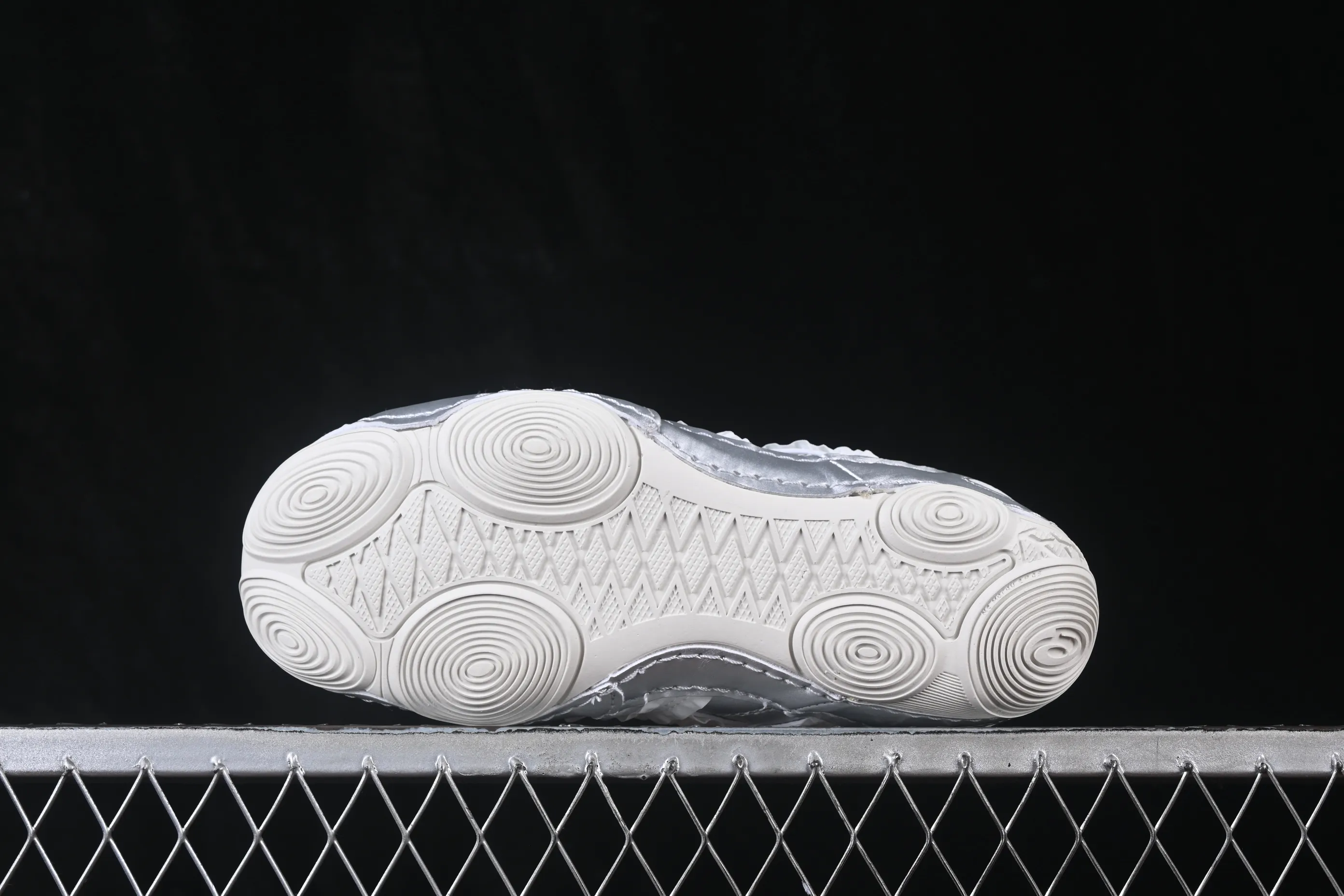 All categories Asics Asics series Asics Hypersync Asics Hypersync fashion retro breathable lightweight thin-soled moral training shoes 1203B146-100